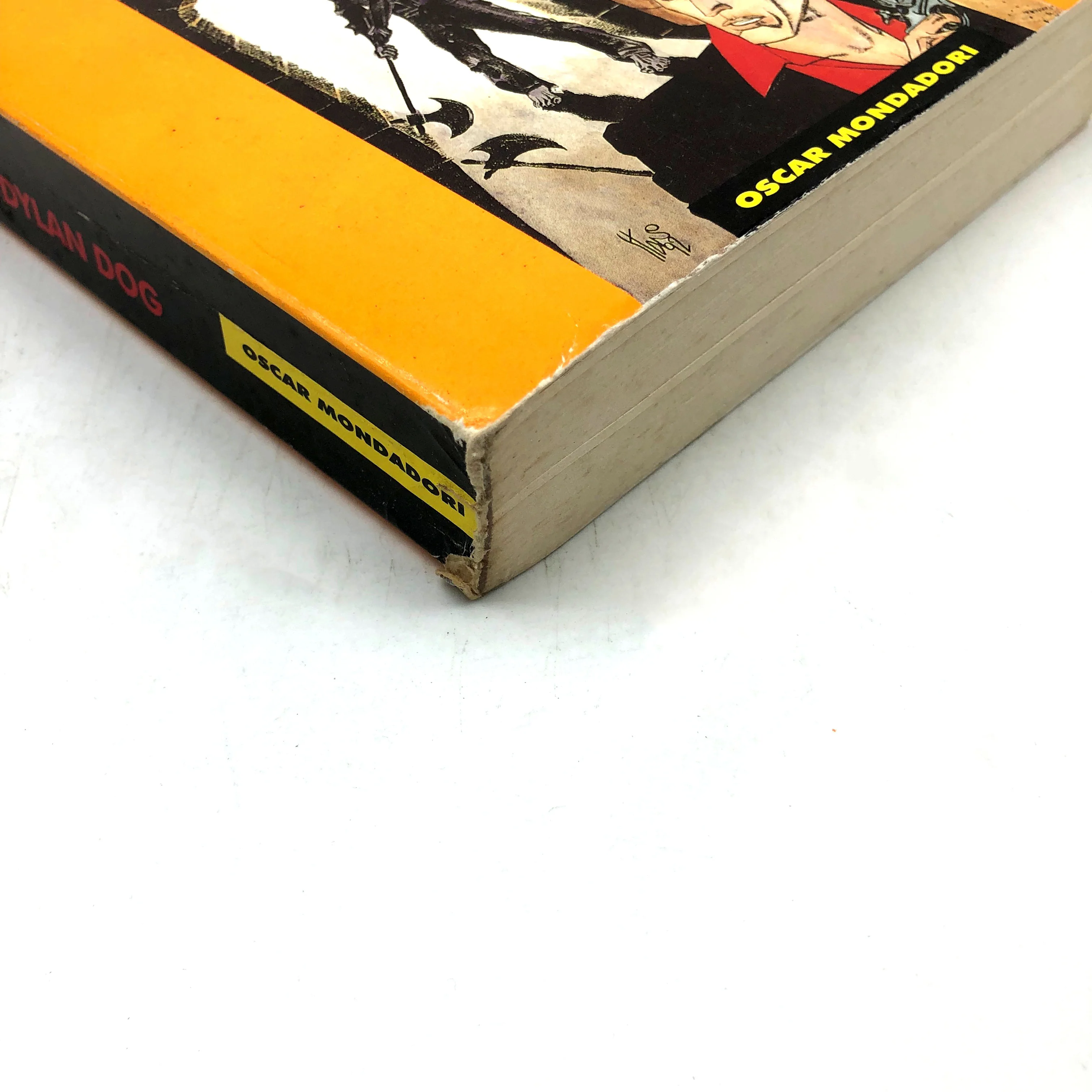 Libro a Fumetti - Tutti i Mostri di DYLAN DOG - di Tiziano Sclavi - Image 2