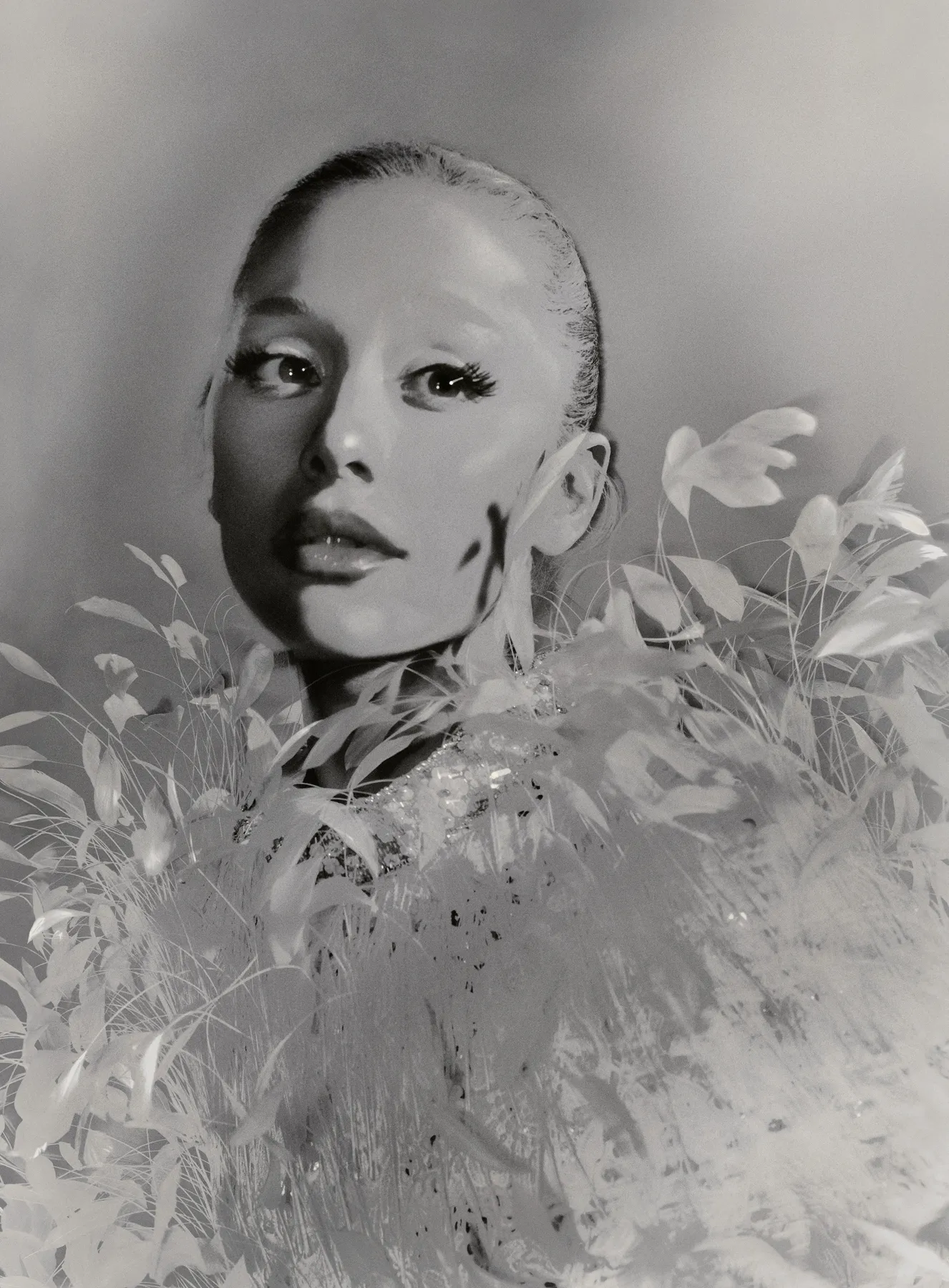 Rivista VOGUE ITALIA - Marzo 2025 Copertina dedicata ad Ariana Grande - Image 3