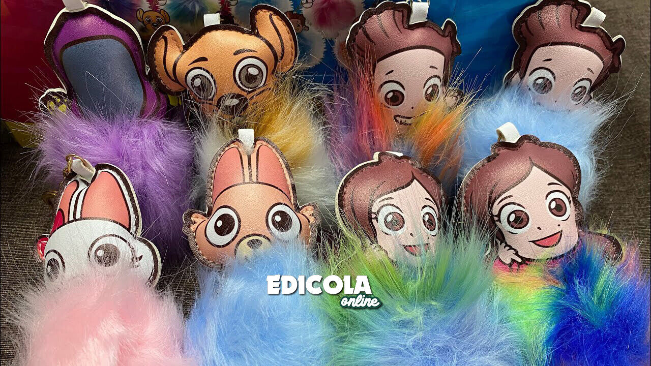 Scegli il Portachiavi Me CONTRO Te Pelosini Peluche Pon Pon LUI e SOFI Signor S - Image 13