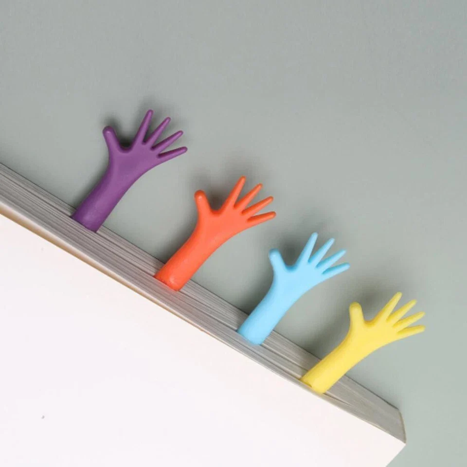 Set 4 Segnalibri “Help Me” – Mani Colorate e Divertenti - Image 3