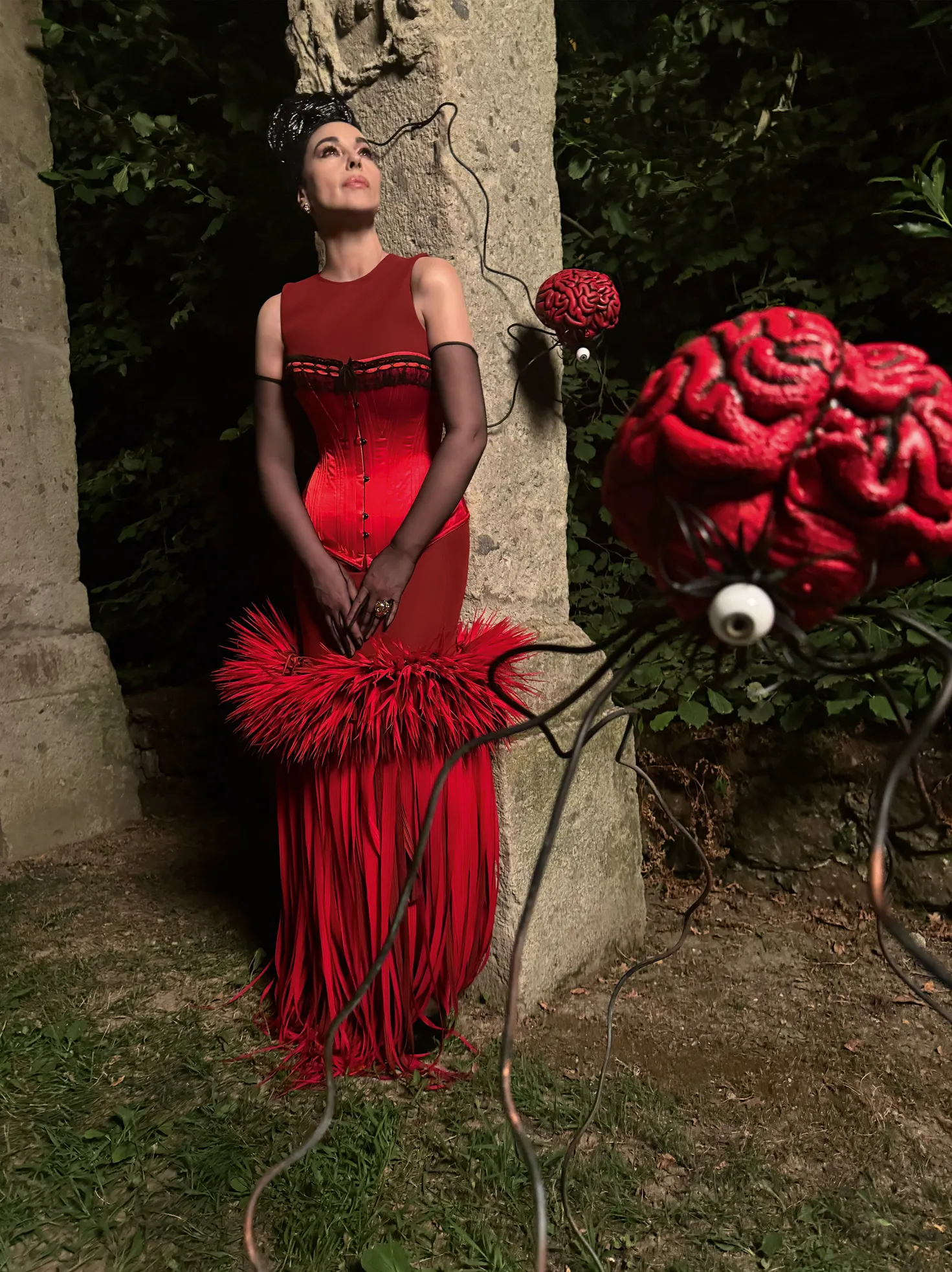 Speciale VOGUE ITALIA Ottobre 2024 - Rivista Copertina da Collezione Monica Bellucci Tim Burton - Image 8