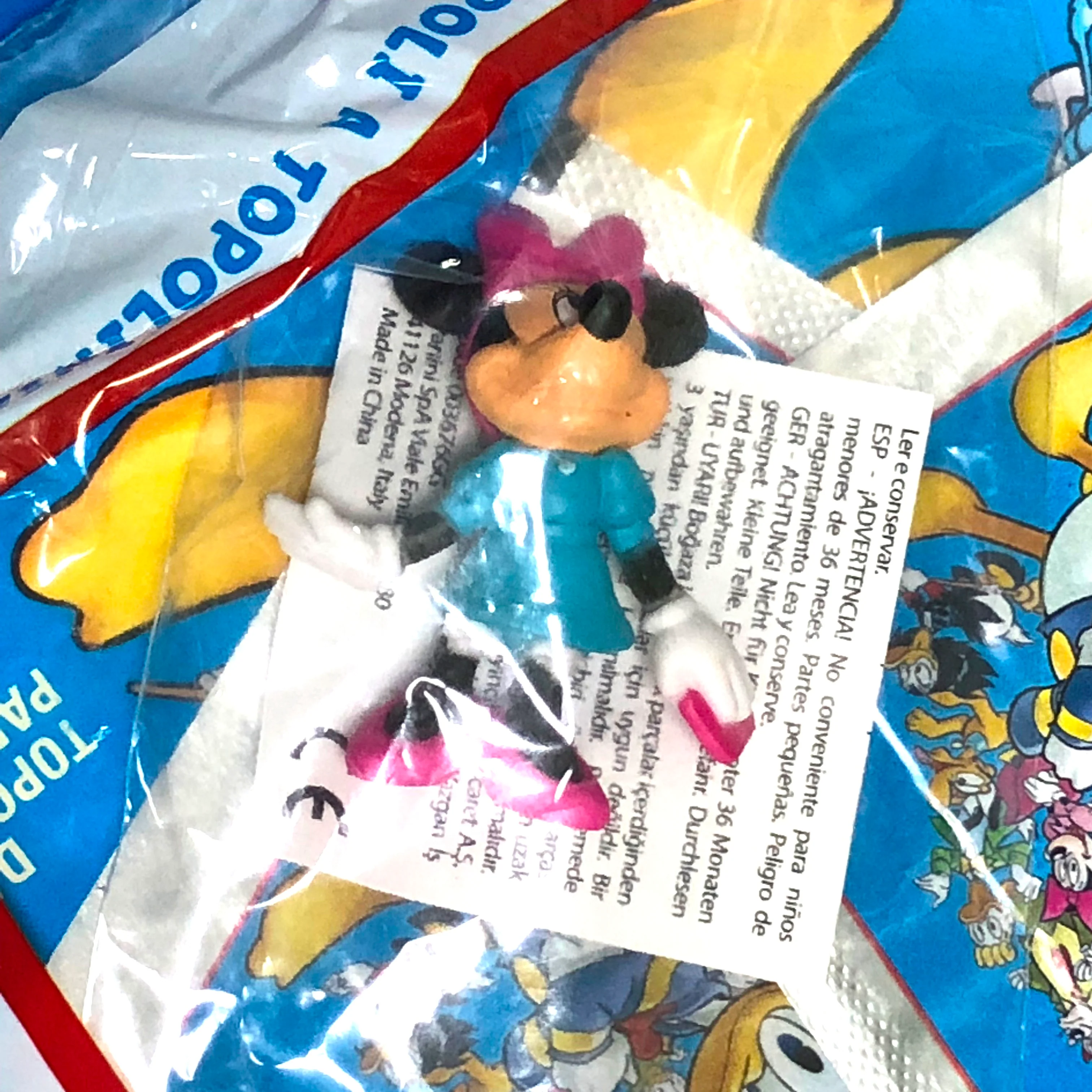 Starter Pack : Album di Topolino + Personaggio 3D + 10 Bustine di figurine "Storie di un mondo fantastico" 2023 - Image 11