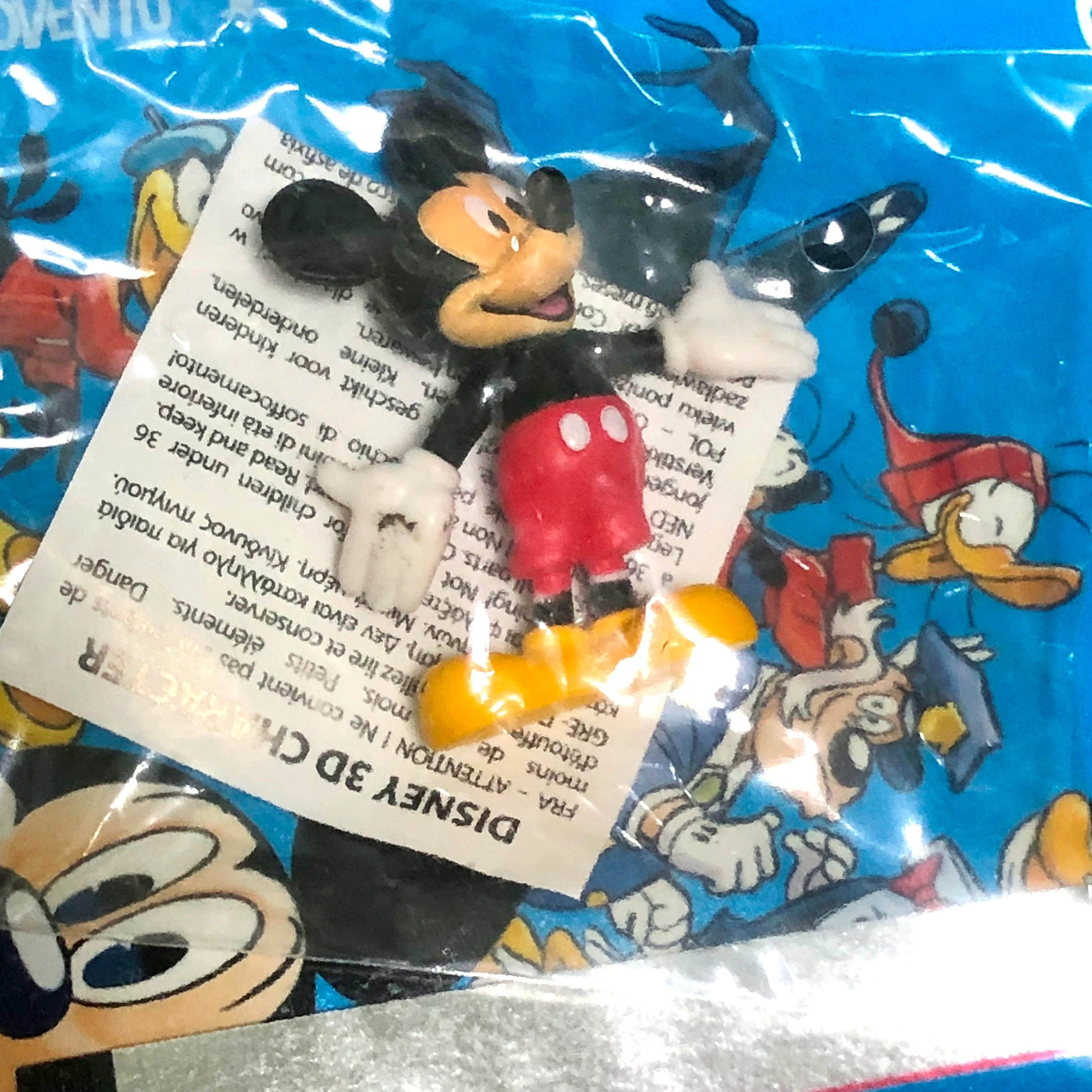 Starter Pack : Album di Topolino + Personaggio 3D + 10 Bustine di figurine "Storie di un mondo fantastico" 2023 - Image 15