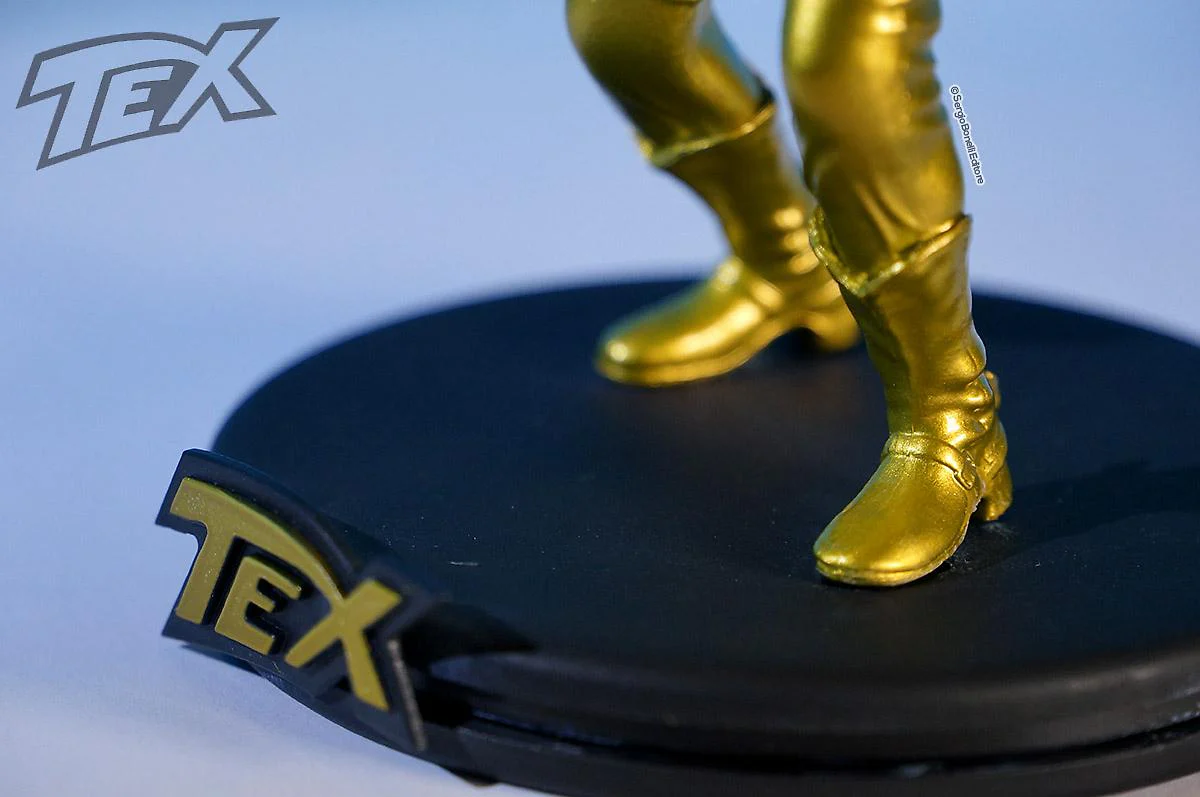 Super Tex Edizione Speciale con Statua 3D GOLD - Speciale Lucca Comics 2017 - Image 5
